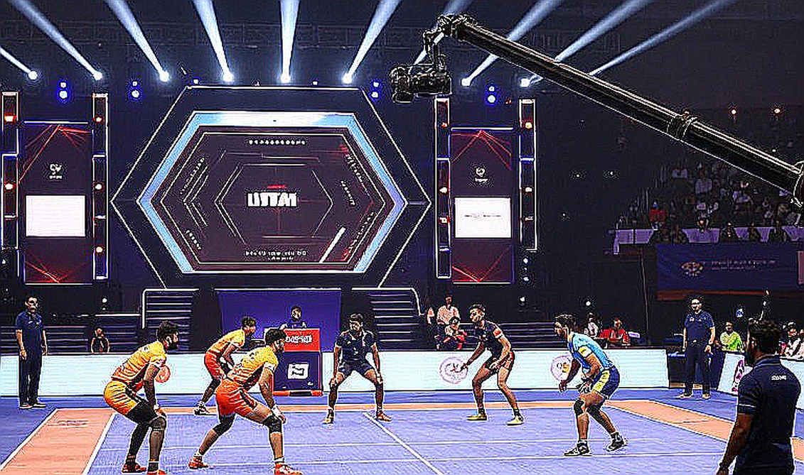 সমান ভাগের শক্তি: ভালোরিয়েন্ট চ্যাম্পিয়নস ২০২৬-এ টিম ভিটালিটি ও ১০০ থিভস যেভাবে প্লে-অফে উঠল