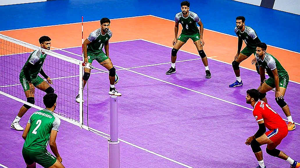 কাবাড্ডিতে ইরানের ছায়া: নারী দল পেরিয়ে গেল, পুরুষ দল প্রতিরক্ষার হিসাব খোলা রেখে গেল