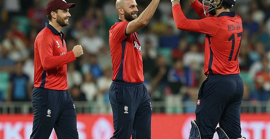 স্কট বোল্যান্ডের ১৮ গড়টা বোলিংয়ের হিসাব নয়, সিলেকশনের হিসাব