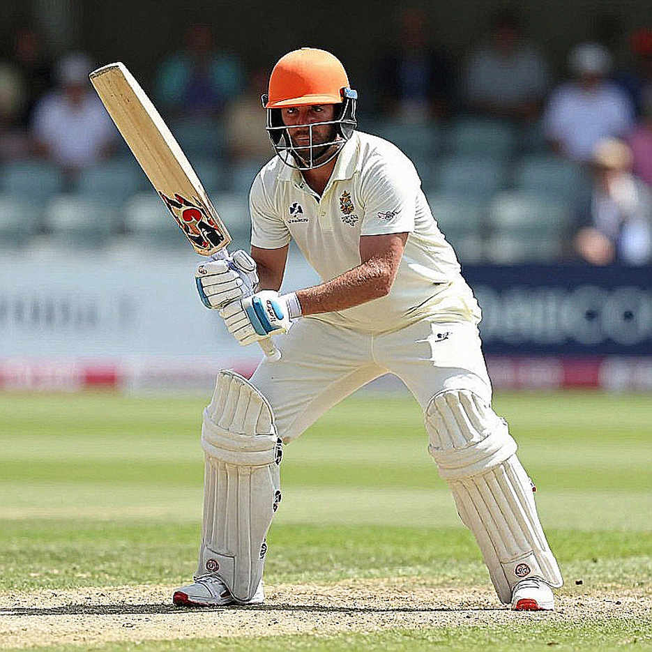 Blockchain in Cricket's Transfer Window: Smart Contracts, Fan Tokens and the Real Gulf Money Game